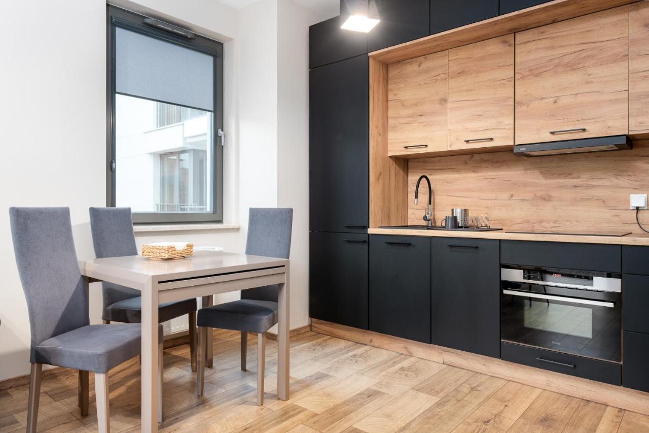 Roof Terrace Old Town Apartments With Private Parking 그단스크 외부 사진